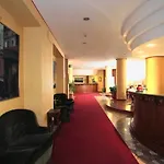Hotel De Paris 3*