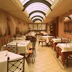 De Paris Hotel 3*