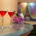 De Paris Hotel 3*