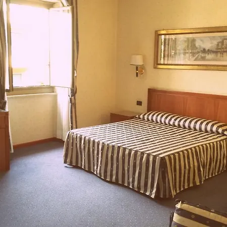 De Paris Hotel