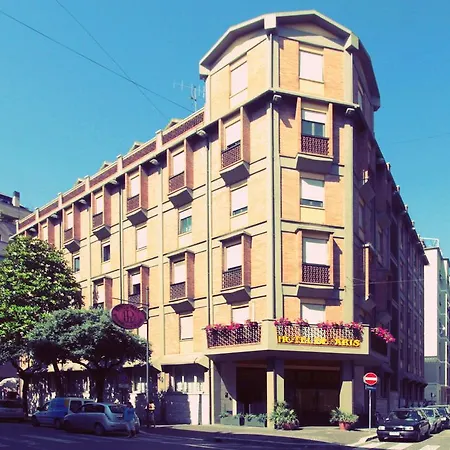 فندق De Paris 3*