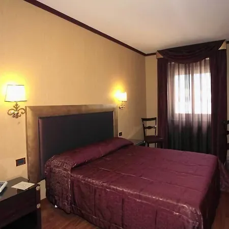 De Paris 3*